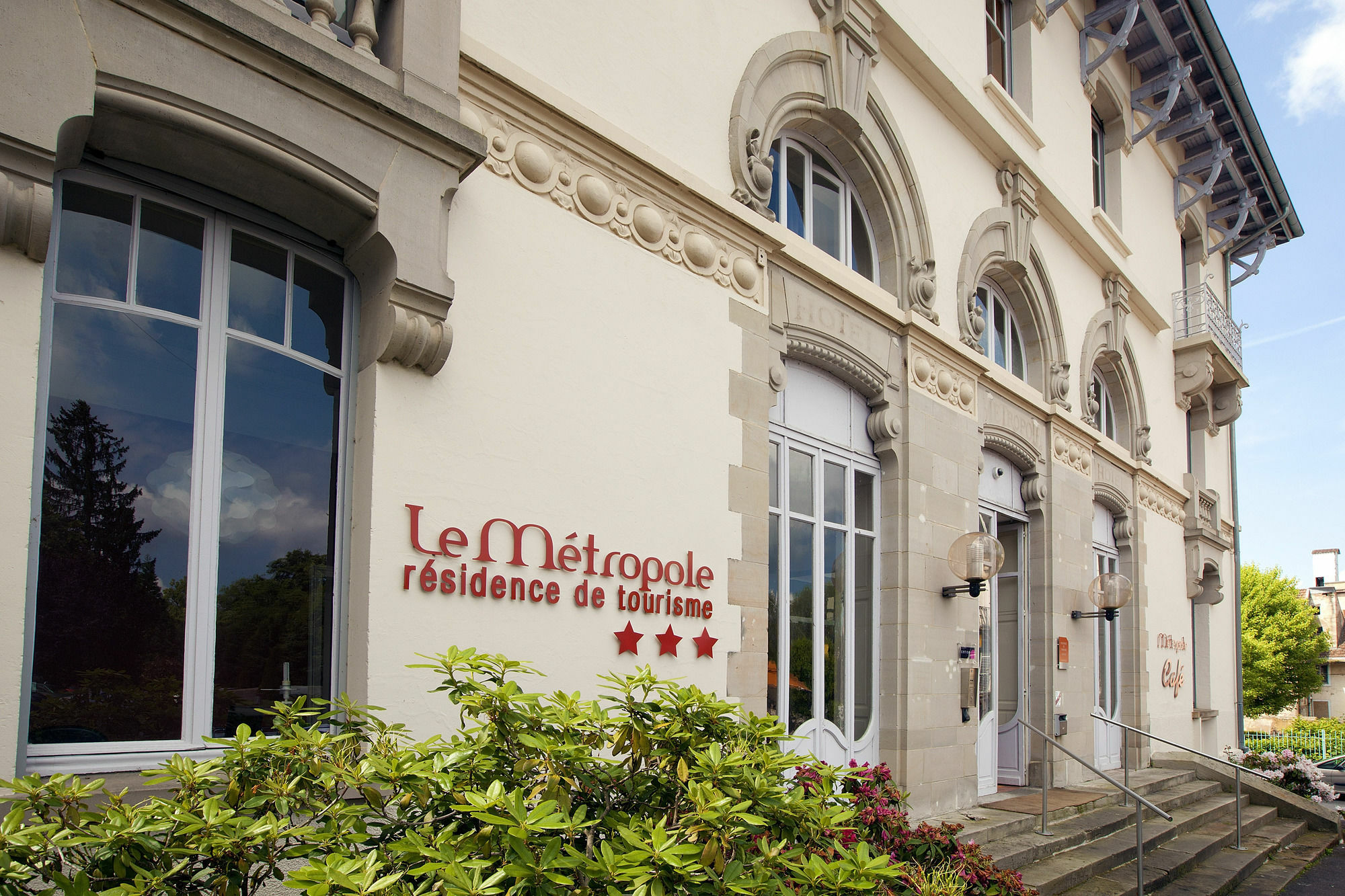 Garden & City Luxeuil Ex Le Metropole Et Les Thermes Exterior foto
